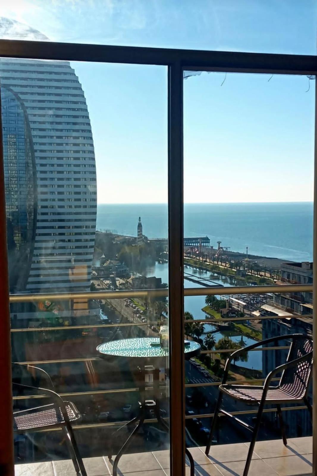Ferienwohnung Gio Batumi Exterior foto